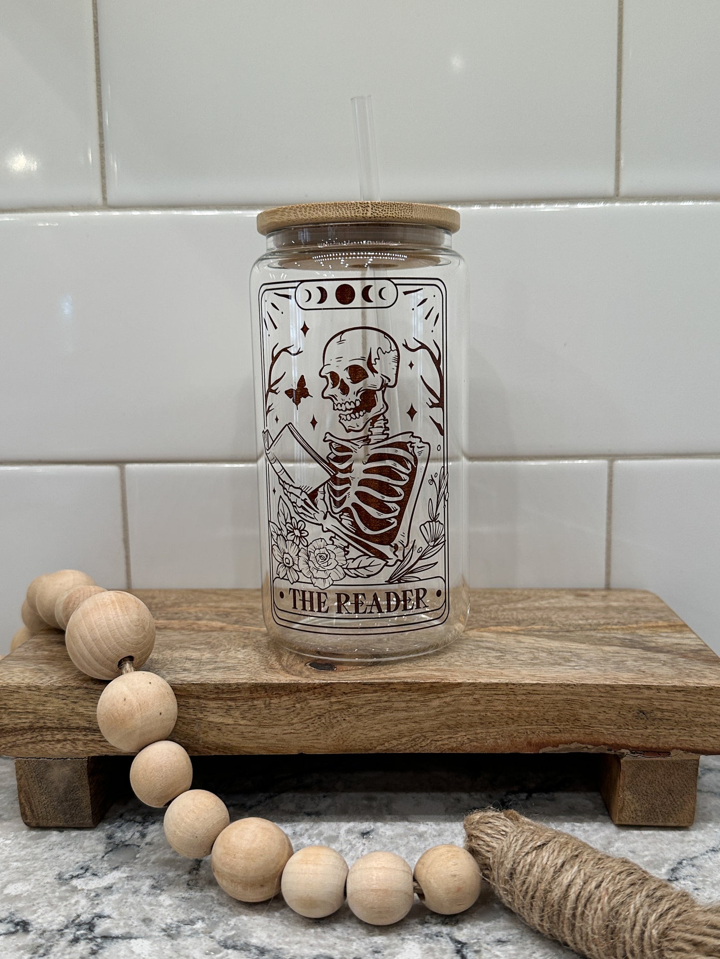 The Reader | Tarot Card Collection | 16oz Can Glass with Bamboo Lid | Clear Glass Drinkware