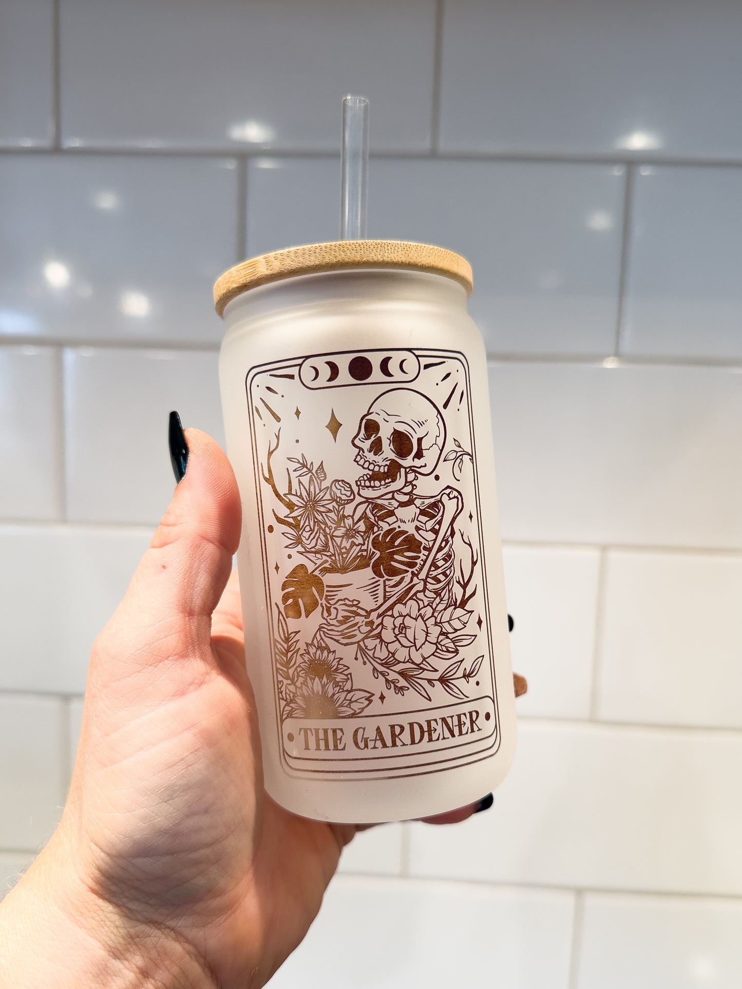 The Gardener | Tarot Card Collection | 12 oz Can Glass with Bamboo Lid | Frosted Glass Drinkware
