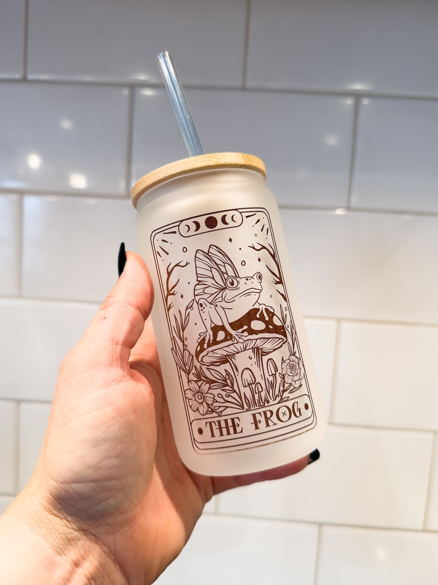 The Frog | Tarot Card Collection | 12 oz Can Glass with Bamboo Lid | Frosted Glass Drinkware