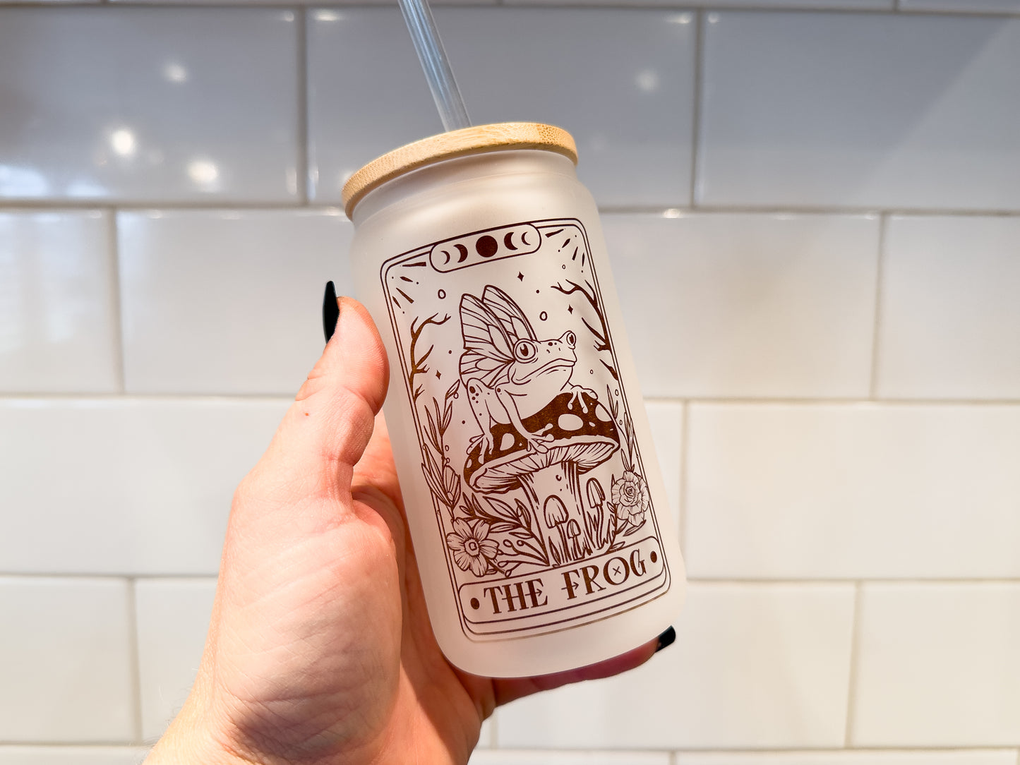 The Frog | Tarot Card Collection | 12 oz Can Glass with Bamboo Lid | Frosted Glass Drinkware